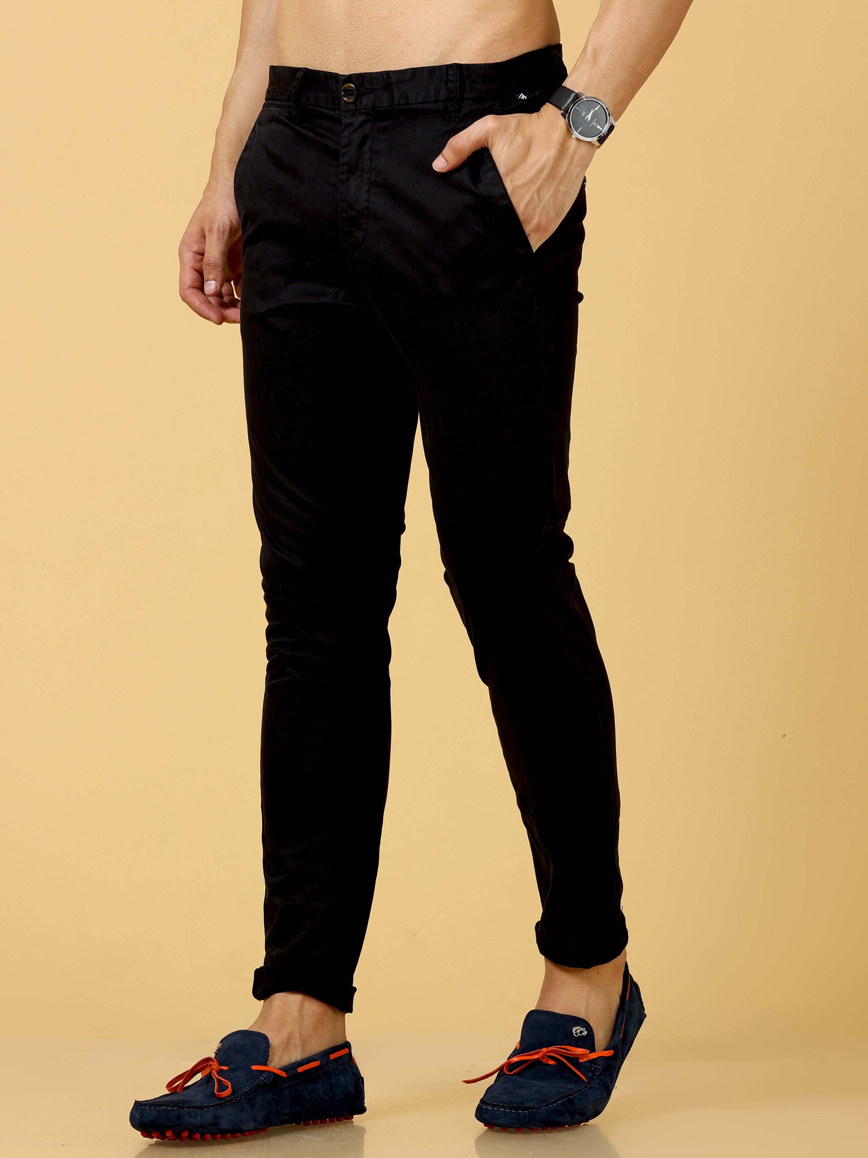 Buy Men Cream Smart Fit Solid Flat Front Casual Trousers Online - 773993 |  Louis Philippe